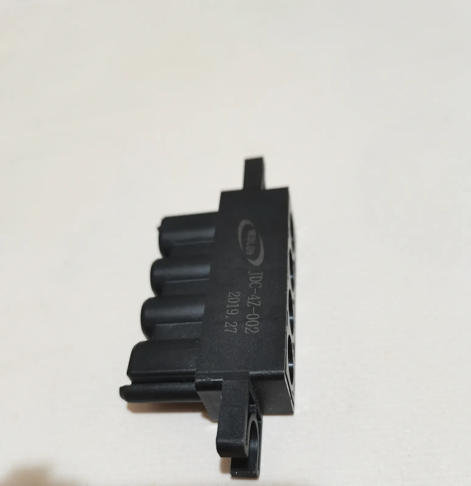 JDC-4T-005 /JDC-4Z-002 / JDC-12Z1-001/ JDC-12T1-006 New energy chariing pile connector
